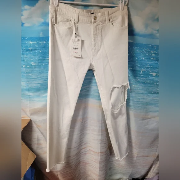 Zara NWT Distressed Raw Hem Slim Stretch Fit White Jeans Size 36 Womens - Picture 1 of 10